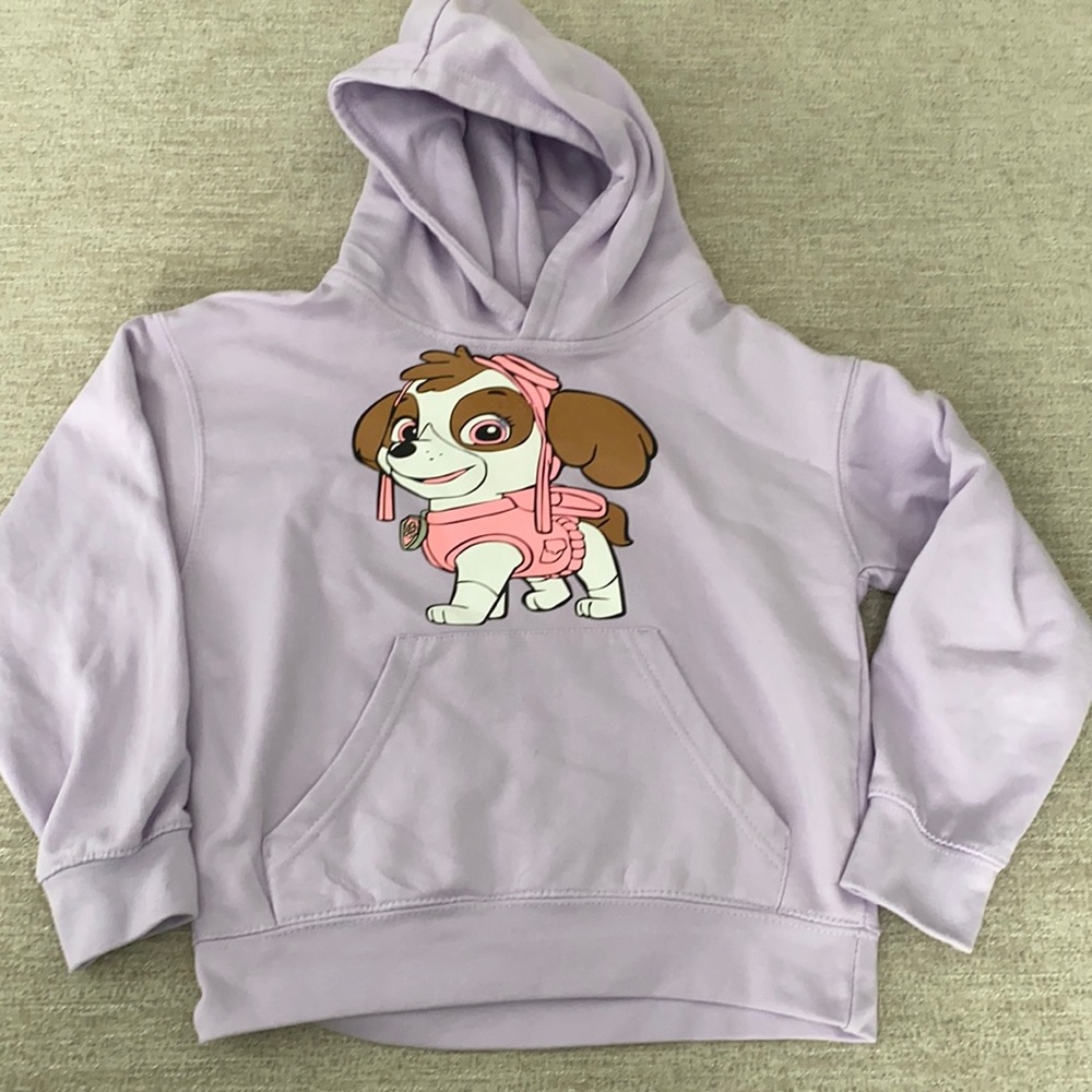 Pacific & Co light purple hoodie/sweatshirt with Skye character Size Small